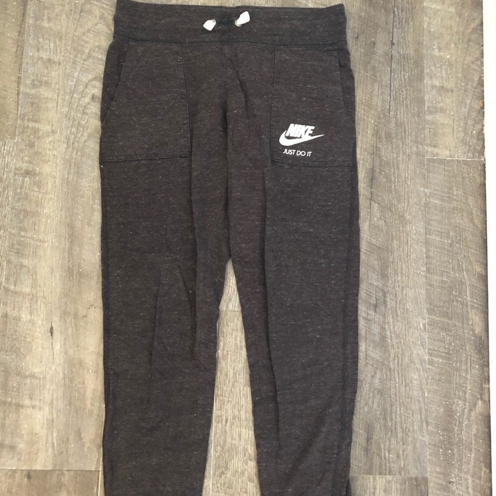 Nike joggers